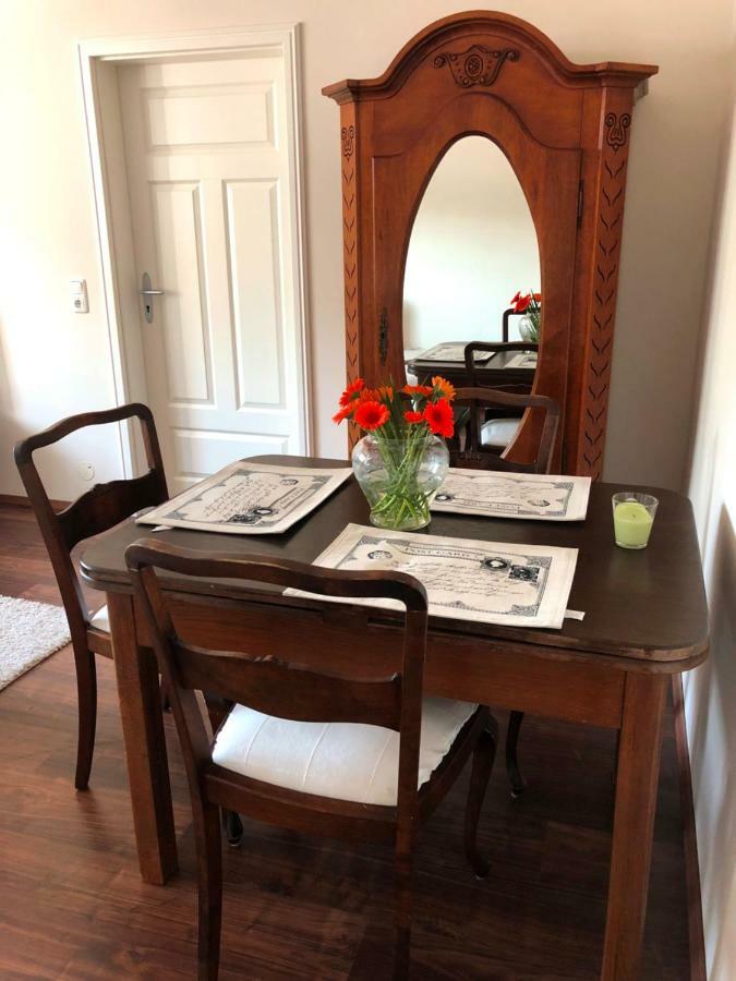 Ferienwohnung Elbhangblick - Fur 2 Personen Dresden Bagian luar foto